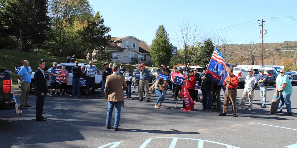 crowd maga rally schuylkill county john pence (1)