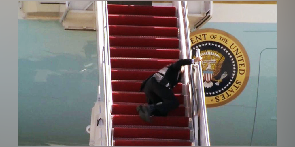 Biden Falls 3 Times Scaling Air Force One Stairs