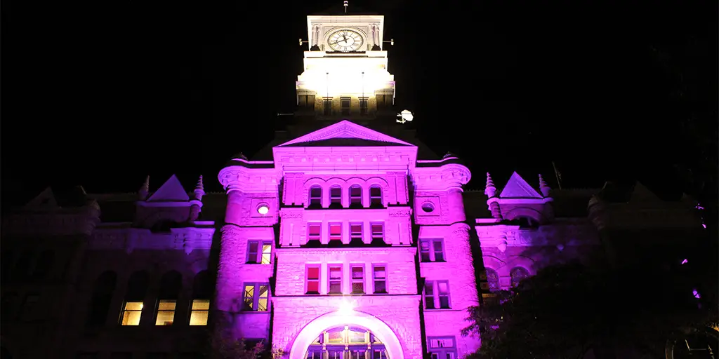 schuylkill county courthouse lit up purple to recognize national recovery month 2021