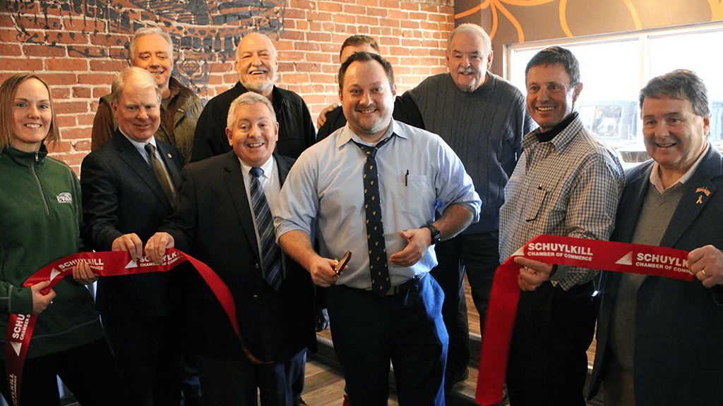 tres taco restaurant in pottsville holds grand opening ceremony